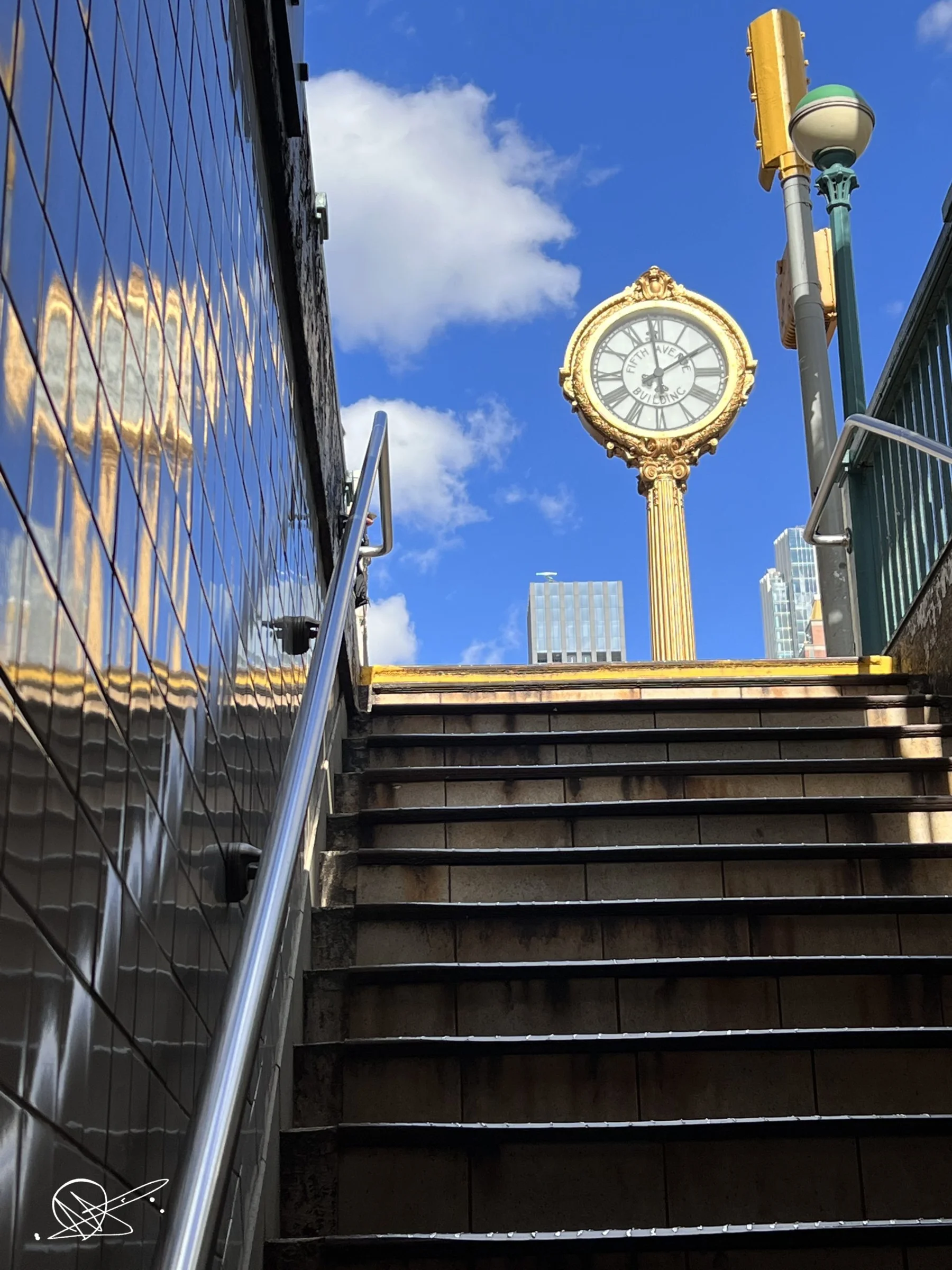 Street Photography — work 2 by Isabelle Goldstein